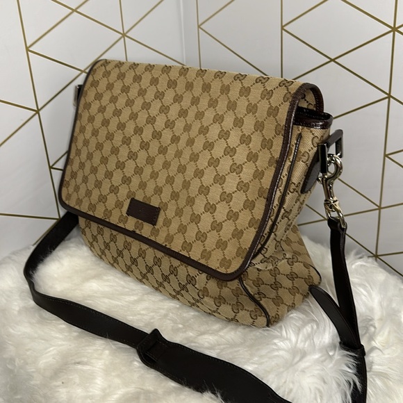 💯Authentic Gucci Canvas Messenger Bag🍀 - Picture 12 of 17